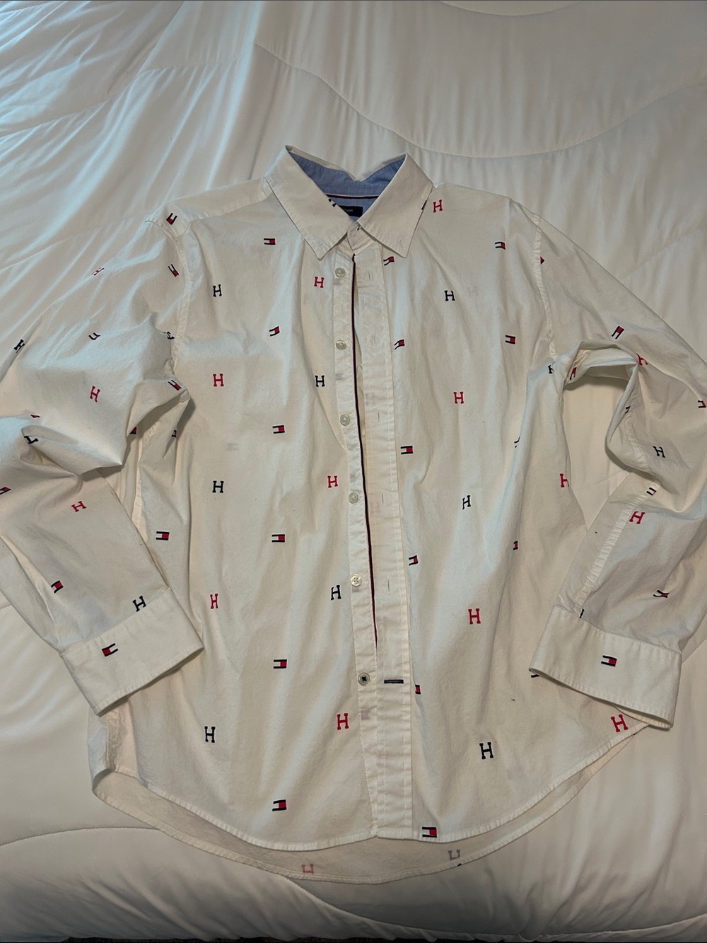 Men’s Tommy Hilfiger White Button-Down Shirt with Red & Navy Logo Embroidery.